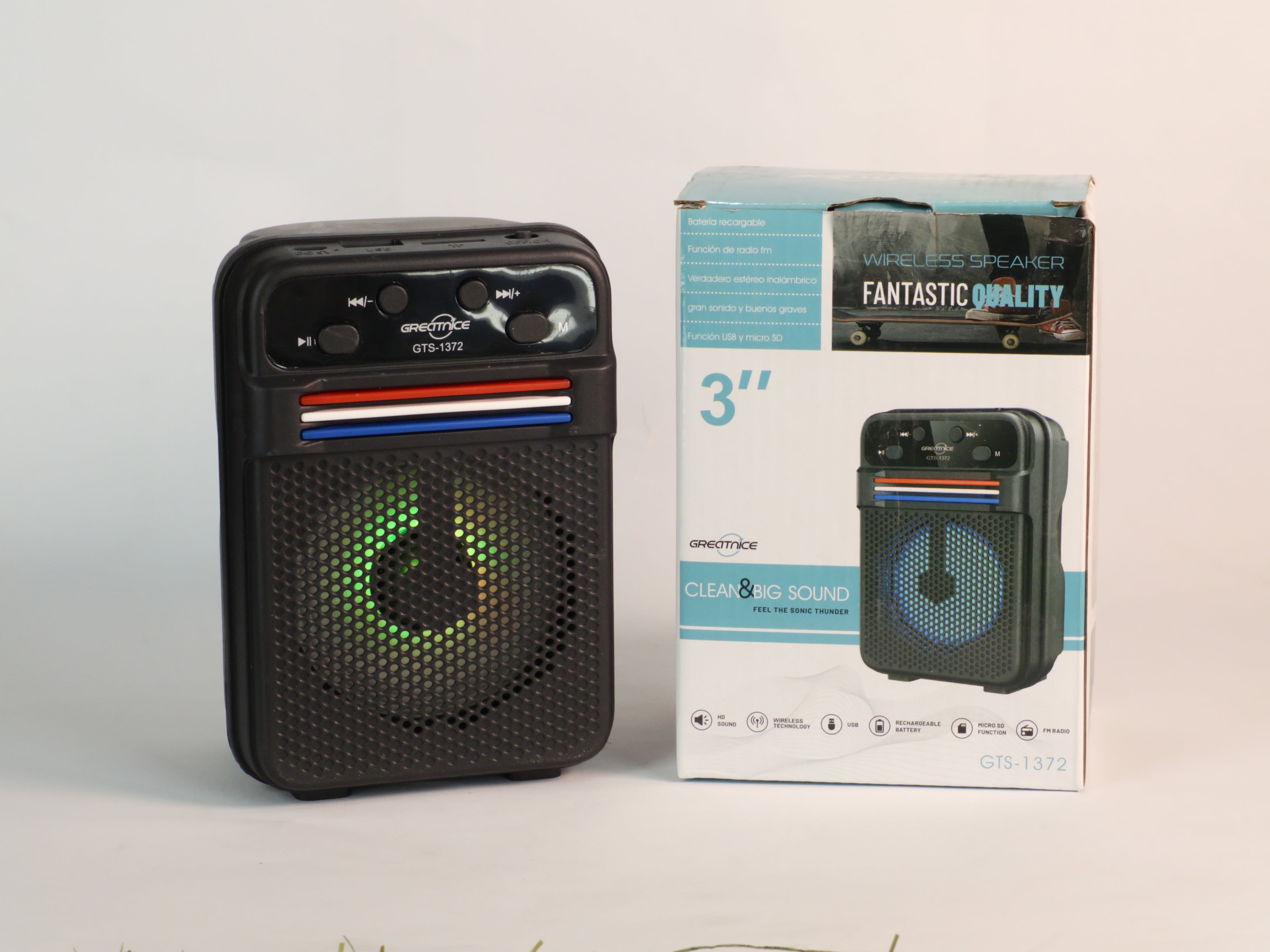 Clear Sound. Bold Design.